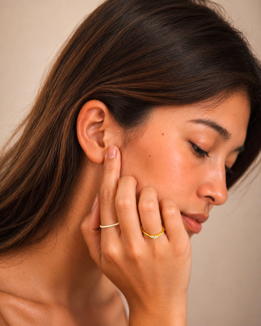 Contour Diamond Ring - 18K Gold Vermeil Lifestyle