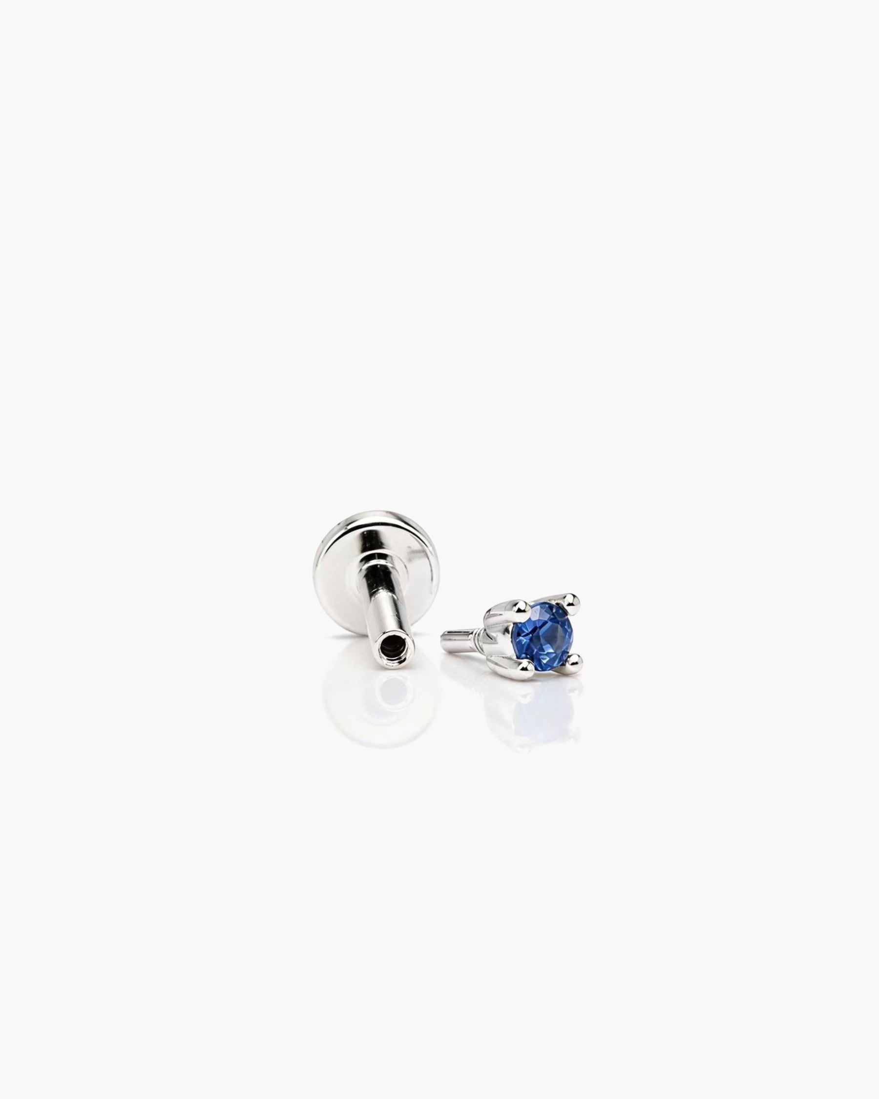 Babe Natural Sapphire Stud Single -Titanium Natural Sapphire Split Profile