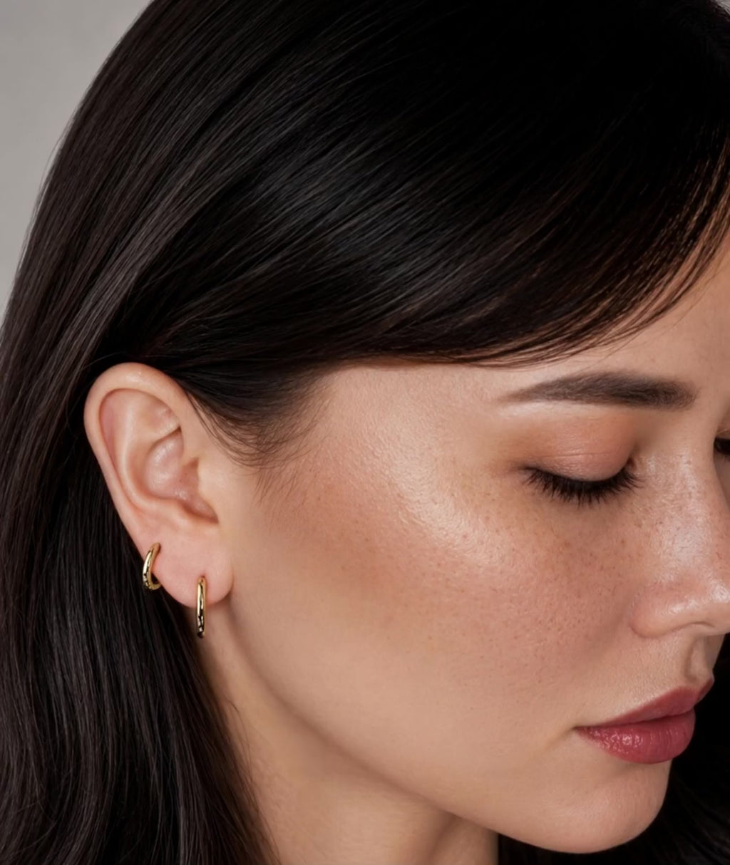 Luma Hoops Earring - 18K Gold Vermeil Video